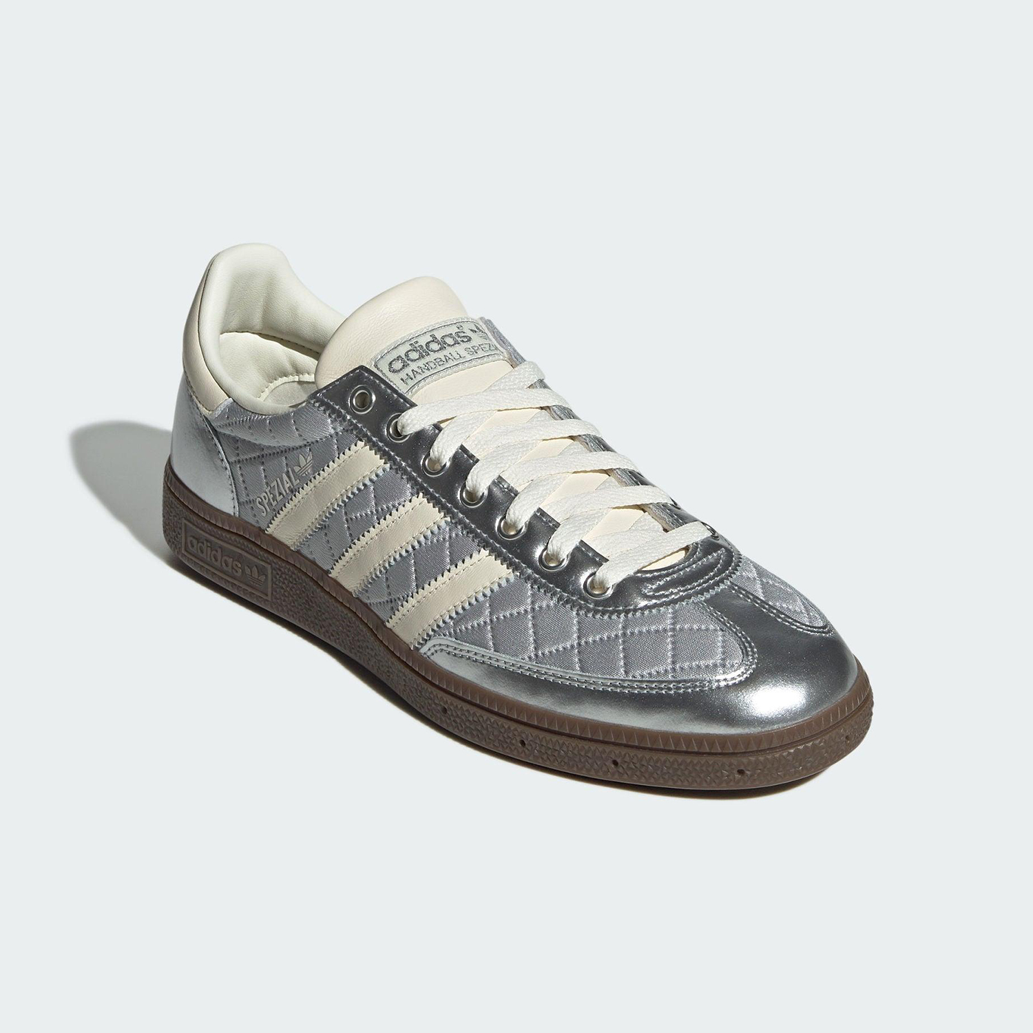 Scarpe da tavolo sportive e pe - Adidas Shoes Samba recensione e prezzo