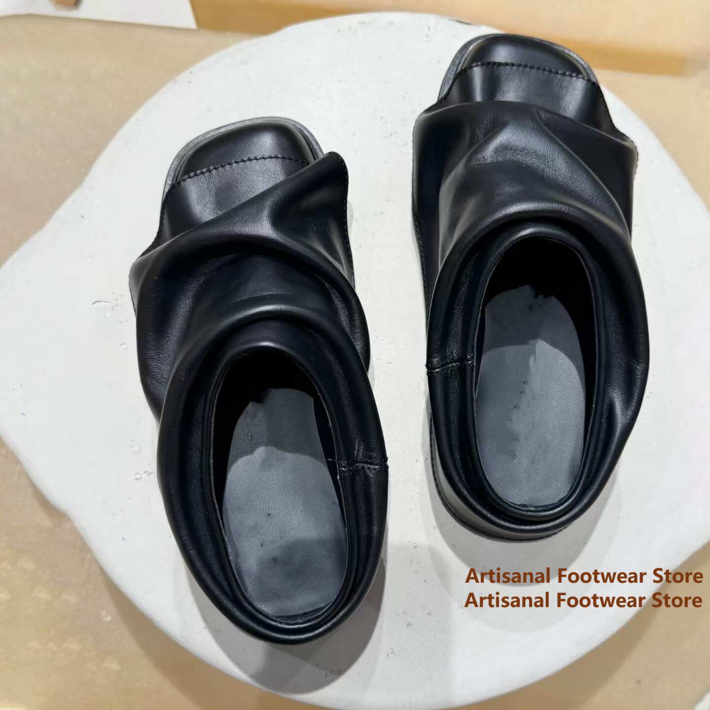 Mules in morbida pelle arricci - Flip Flop Leather Men recensione e prezzo